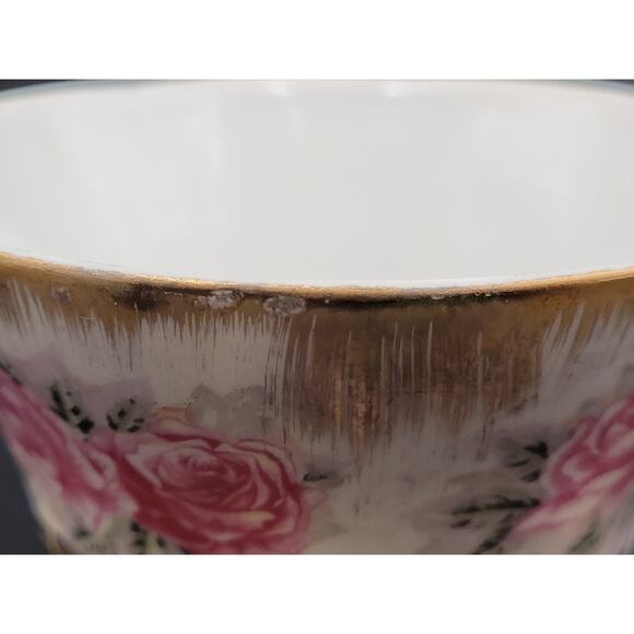 Tea Cup Porcelain Japan Roses Gold Gilt Three Footed Pink Green Floral 50s - Picture 6 of 10